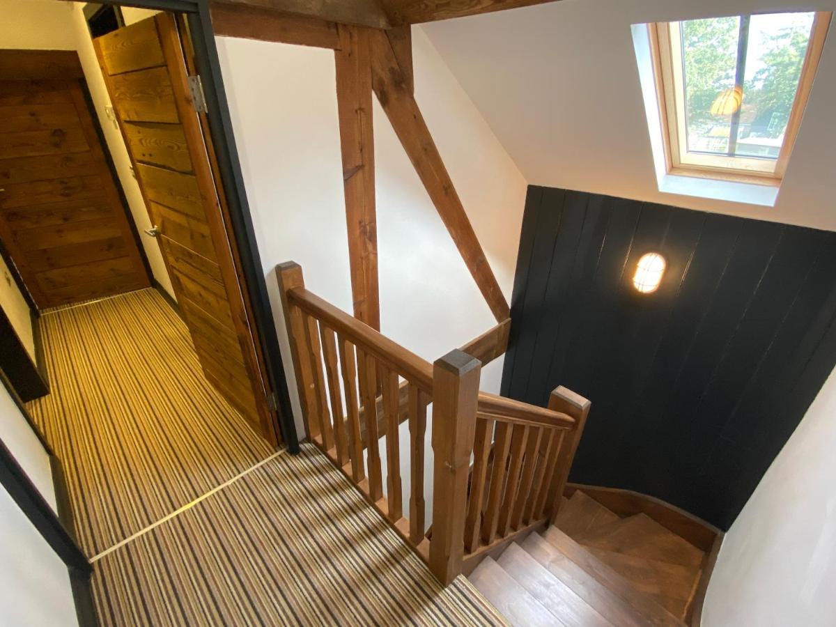 Betsey Trotwood. Historic Stylish 2-Bed Cottage. Blundeston Εξωτερικό φωτογραφία